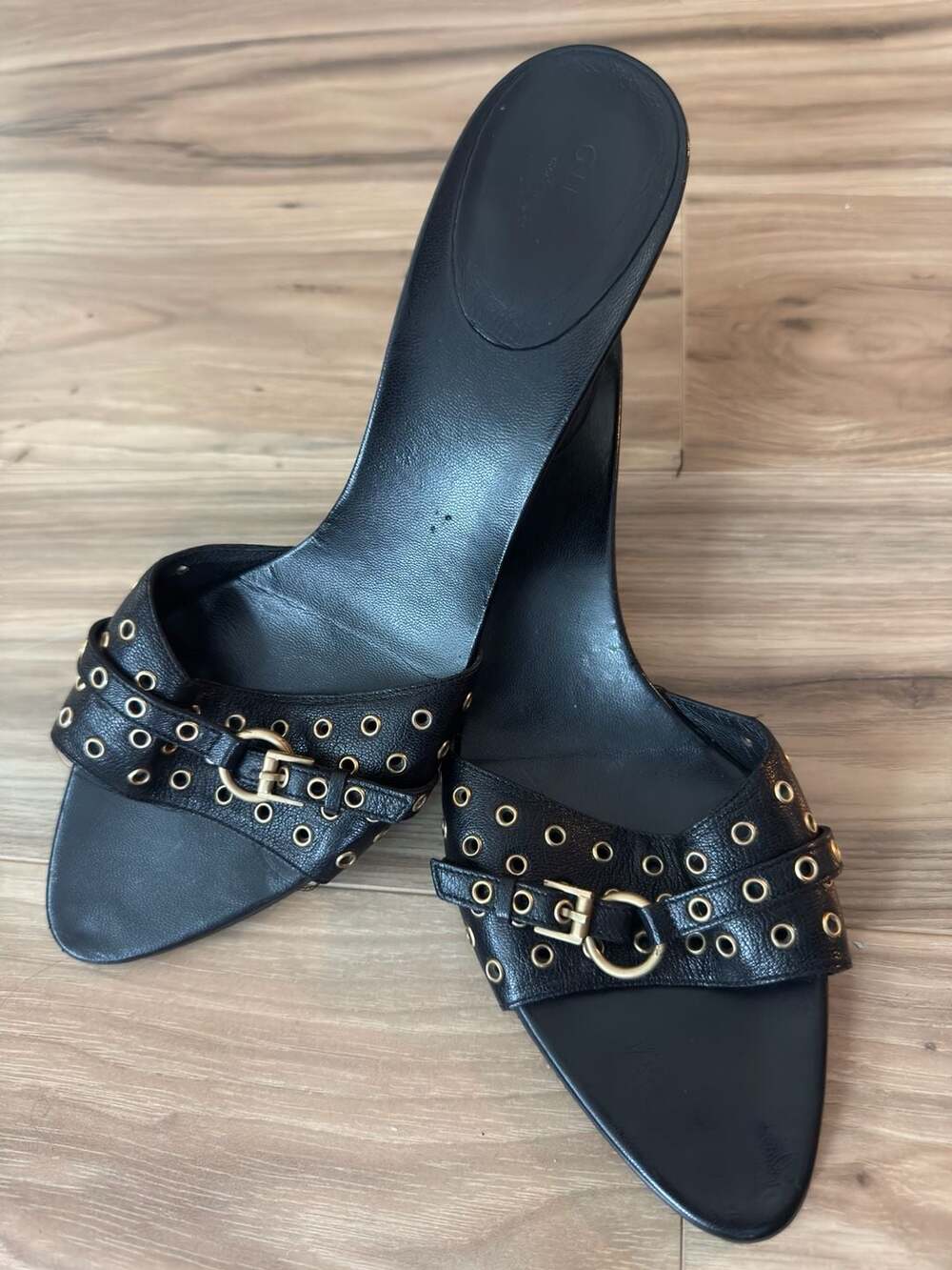 Gucci Vintage Black Leather Grommet Studded Kitten Heel Slide Mules